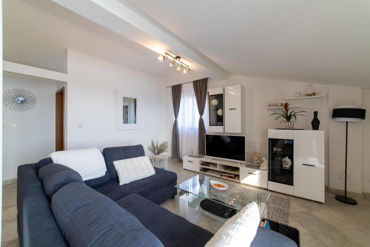 Villa Mira Trogir Bagian luar foto